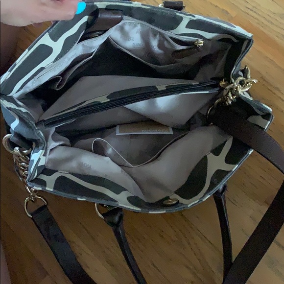 Michael Kors giraffe print purse - Picture 2 of 3